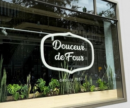 Custom Vinyl Lettering